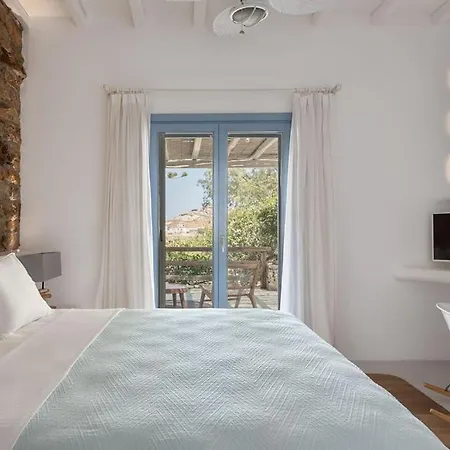 Aura Homes, On Sea - Saint Anna ヴィラ カラファティス